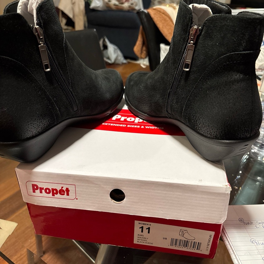Propet Waverly is Black Suede Women’s Shortie Boots size 11 BNIB - Picture 9 of 14
